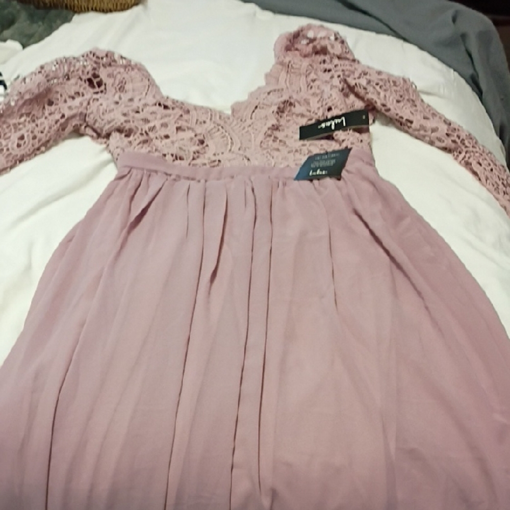 Lulu's Mauve Asymmetrical Lace Dress